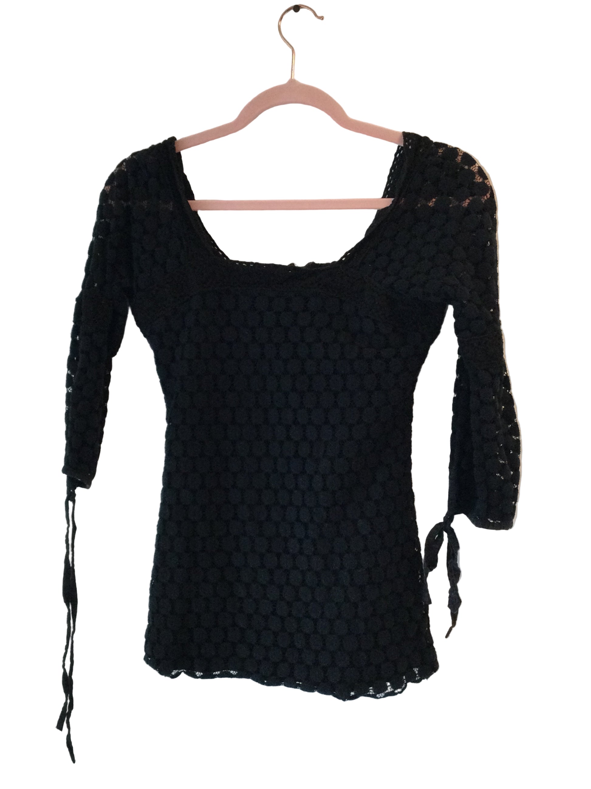Solitaire size small black top lace￼