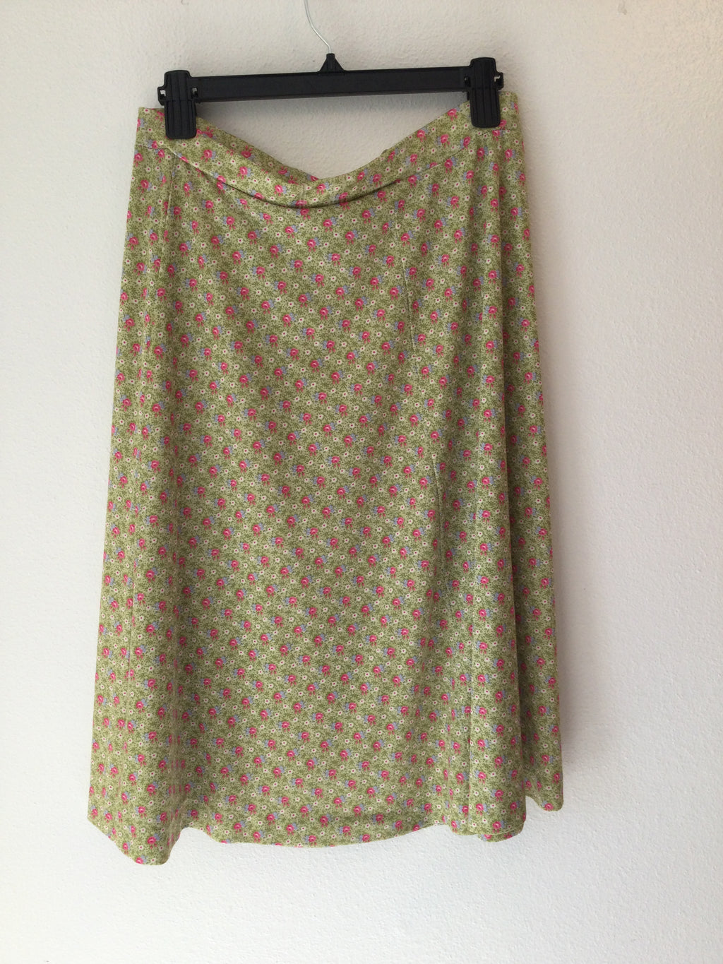 GREEN,ORANGE FLORAL SKIRT 17/18 BT0423