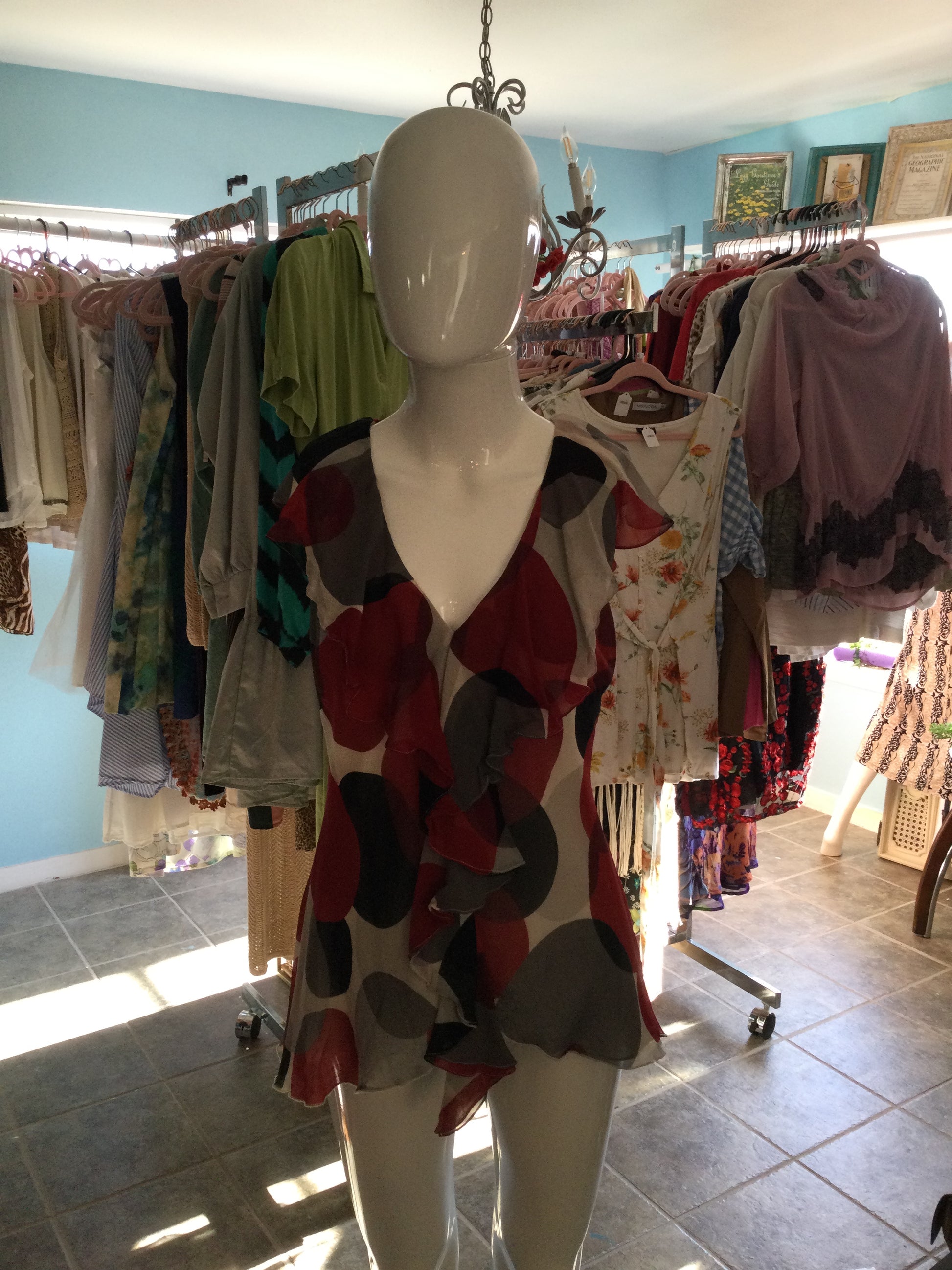 IDEOLOGY BLOUSE SIZE SMALL POLKA DOTS RED WHITE GRAY AND BLACK
