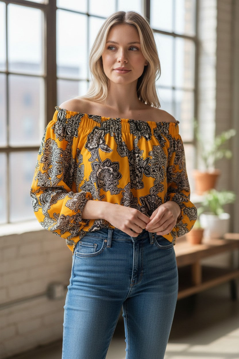 TELLOW PAISLEY SIZE SMALL TOP OFF SHOULDER